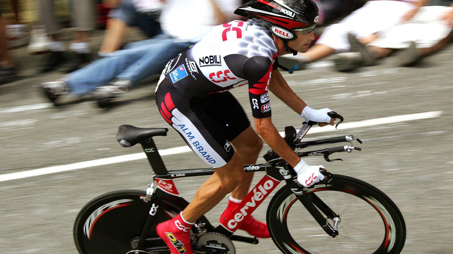 洛杉矶快船队将约翰·科林斯摆上交易货架，瞄准阵容优化以冲刺总冠军